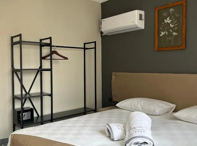 Hotel Reynabe Boutique *