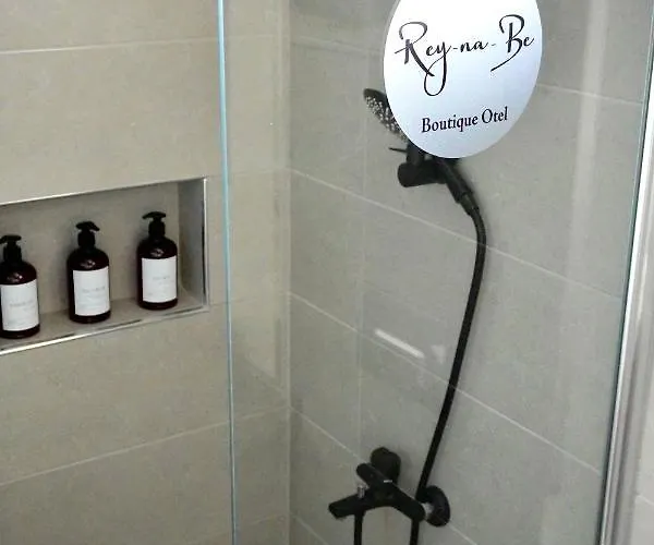 Reynabe Boutique * דיקילי