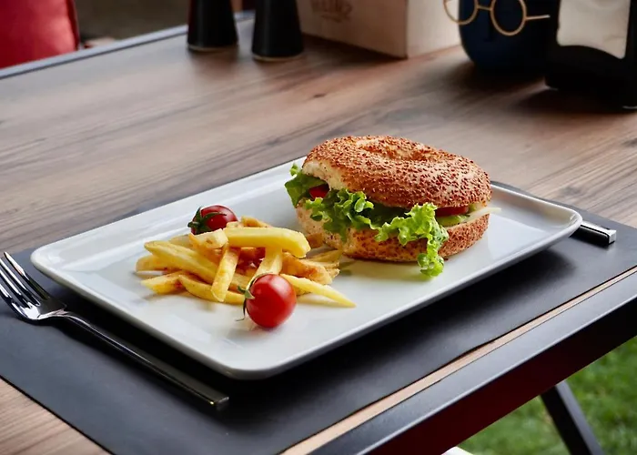 Reynabe Boutique מלון