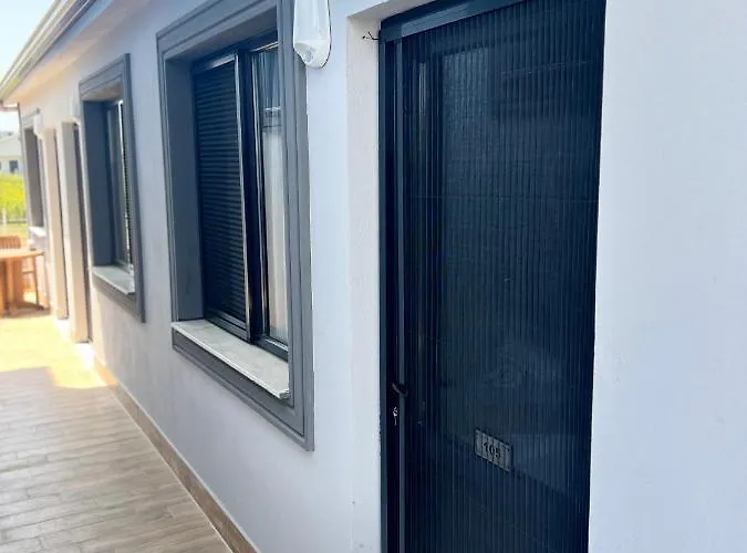 Reynabe Boutique דיקילי